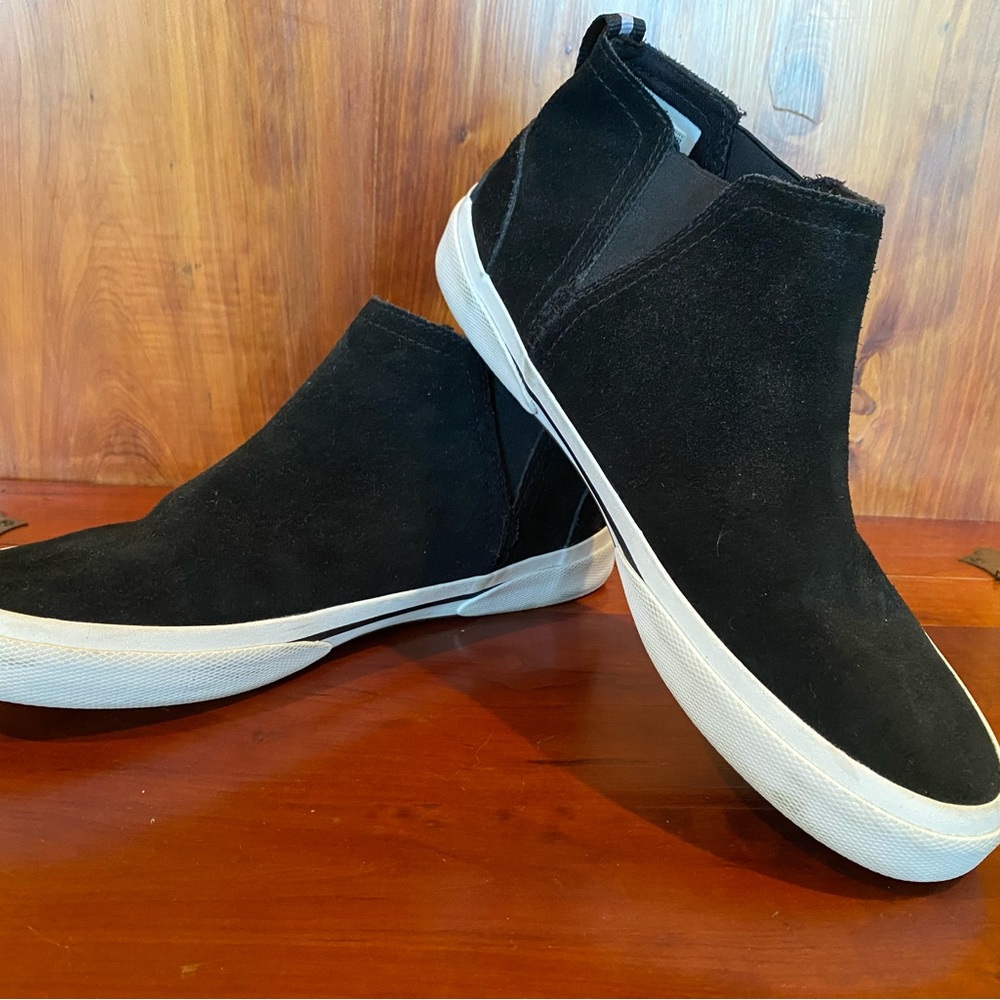 Sperry Black Suede Women's Ankle Sneakers